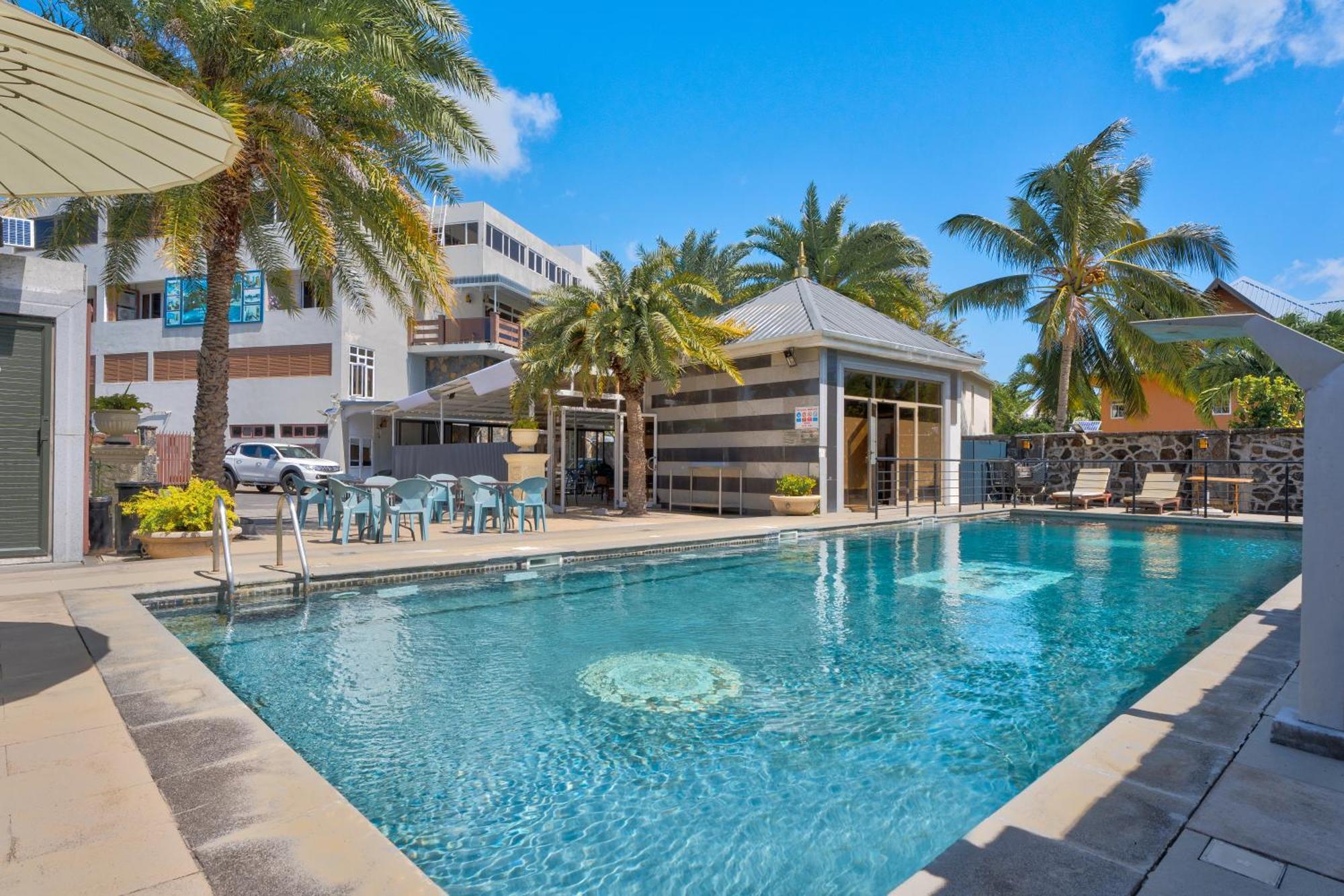 Pereybere Apartment With Breakfast And Private Balcony Pereybere Beach Exteriör bild